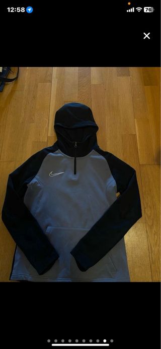 5 Sudaderas Nike - Negro & Gris