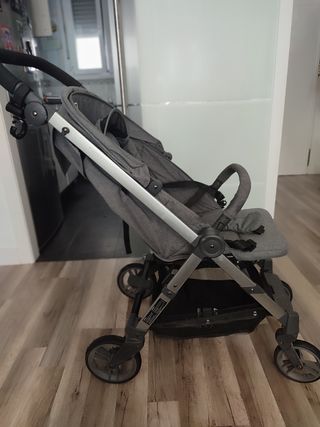 Carrito bebé ligero gris twistshake 