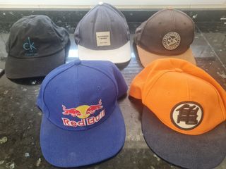 Gorras variadas - CK, Red Bull