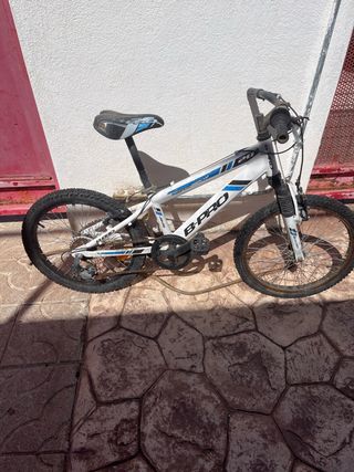 Bicicleta B-PRO 20" blanca y azul