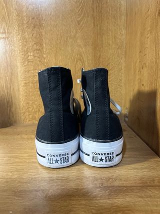 Converse Chuck Taylor altas negras