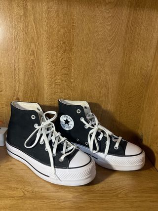 Converse Chuck Taylor altas negras