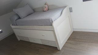 Cama blanca madera - 2 colchones y 3 cajones 
