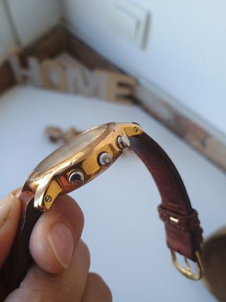 Reloj Bulova Cronógrafo Dorado