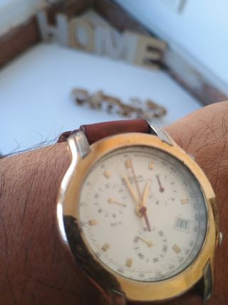 Reloj Bulova Cronógrafo Dorado