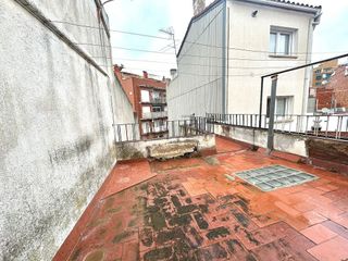 Casa adosada en venta en Ca n'Aurell en Terrassa