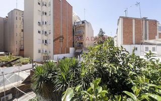 Piso en venta en El Guinardó en Barcelona
