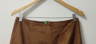 Falda marrón United Colors of Benetton Talla 42