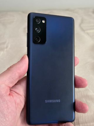 Samsung Galaxy S20 FE muy cuidado