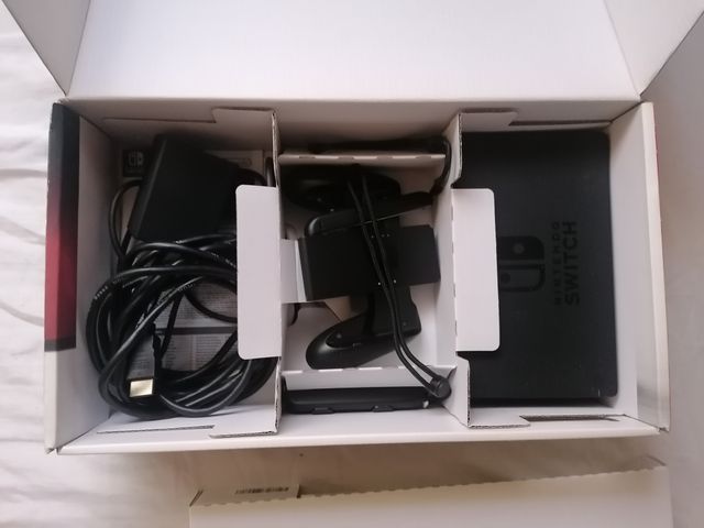 Nintendo Switch - Consola