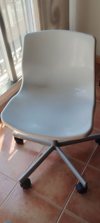 Silla giratoria blanca, silla de escritorio 
