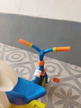 Triciclo infantil usado