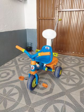 Triciclo infantil usado