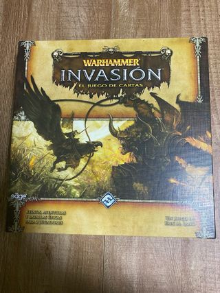 Warhammer Invasion: Juego de Cartas y Expansiones