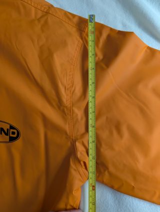 Chubasquero naranja 