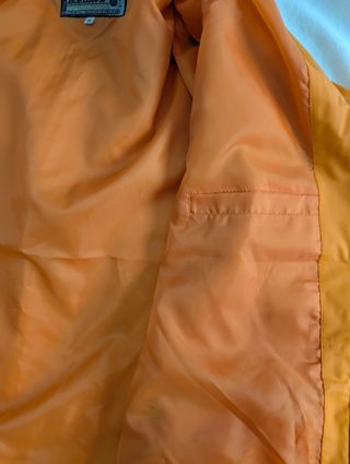 Chubasquero naranja 