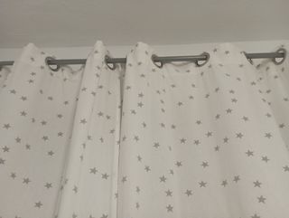Cortinas estrellas infantiles - blanco/gris
