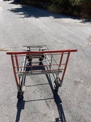 Carro almacén metálico