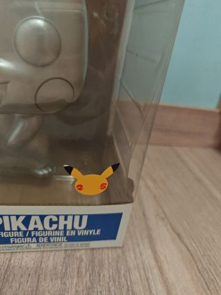 Funko Pop Gigante Pikachu 353