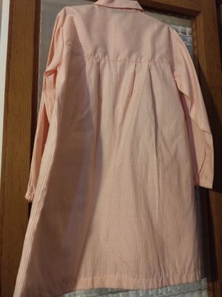 Babero niña rayas rosa claro con etiqueta 
Talla 5