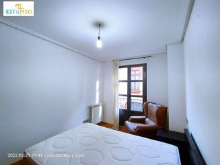 Piso en venta en Casco Antiguo en León