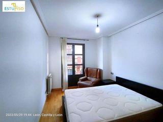 Piso en venta en Casco Antiguo en León
