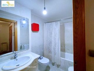Piso en venta en Casco Antiguo en León