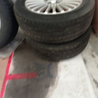 Llantas 215/55 R16 Ford