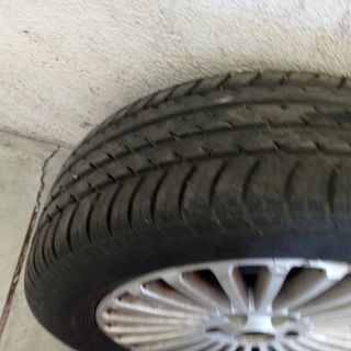 Llantas 215/55 R16 Ford