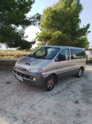 Hyundai H-1 2003