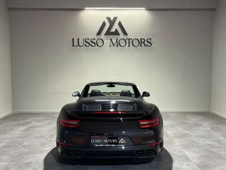 Porsche 911 2016