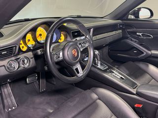 Porsche 911 2016