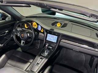 Porsche 911 2016