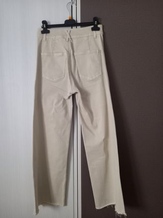 Pantalón cullotte beige