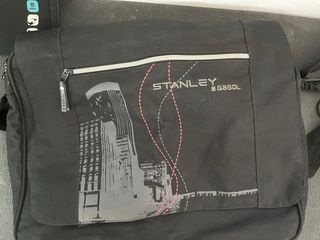 Bolso y funda portátil Gabol & Stanley