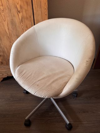 Silla giratoria Ikea Skruvsta blanca