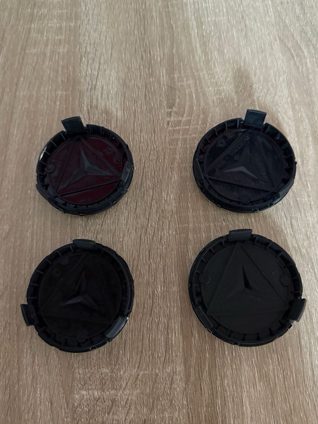 4 tapabujes  Mercedes Benz