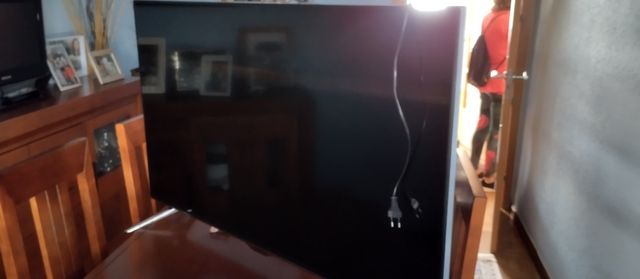 TV Panasonic - Televisor Negro 50 pulgadas