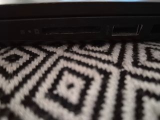 LAPTOP OMEN HP 15-dh0005la "GAMERS" 32 RAM 512 DD