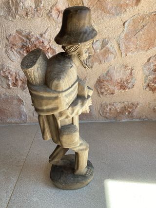 Escultura madera tallada artesano