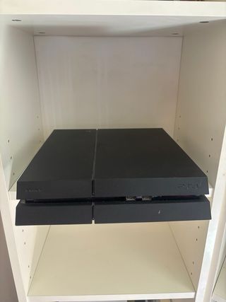 PS4 (PlayStation 4) + 8 giochi