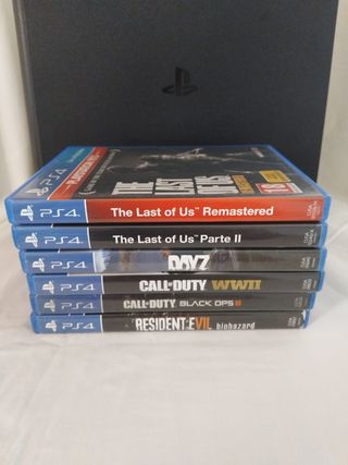 PS4 Slim 500GB - 2 Controller