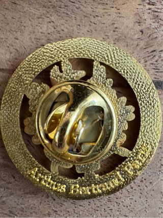 Llavero e insignia Ministerio exteriores Francia 