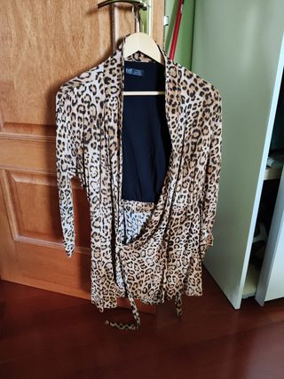 Vestido leopardo Zara