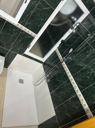 quieres cambiar tu plato de ducha