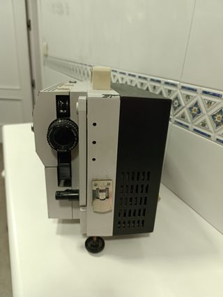 Proyector Eumig Mark S 807 Super 8