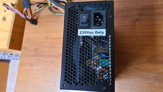 Fuente alimentación ATX P4/SATA