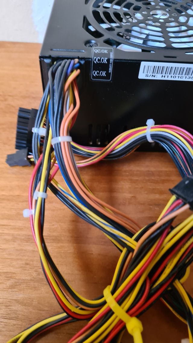 Fuente alimentación ATX P4/SATA