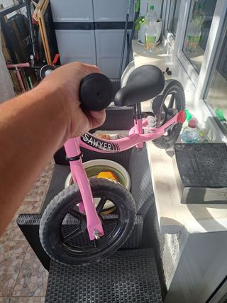 Bicicleta sin pedales Sawyer rosa