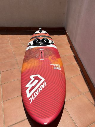 Tabla windsurf Fanatic 82 Grip